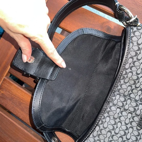 Coach Vintage Soho Signature C Black Monogram Y2K Shoulder Handbag Purse F12308 - Picture 13 of 14